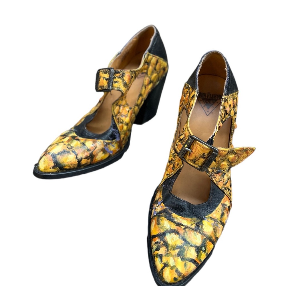 John Fluevog ENTRANCE ROOM PUMPS size 8